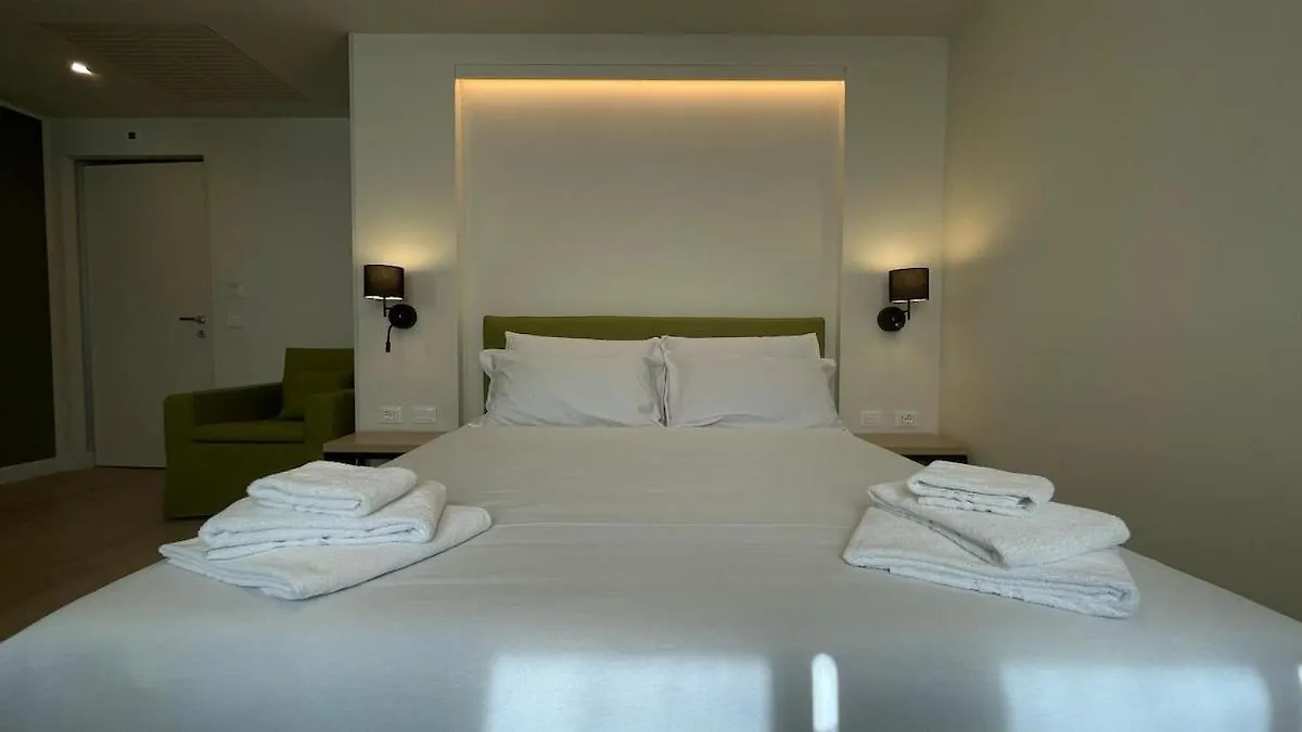Beco Illimity Business & Luxury Triple Suite Milan 0*,  Italie
